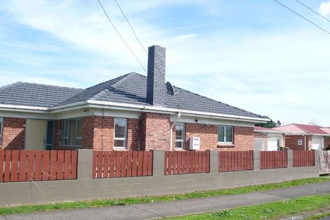 Photo of property in 323 Massey Road, Mangere East, Auckland, 2024