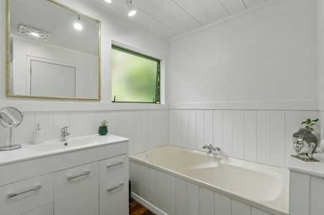 Photo of property in 30 Amokura Drive, Kerikeri, 0230