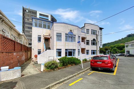 Photo of property in 20a Portland Crescent, Thorndon, Wellington, 6011