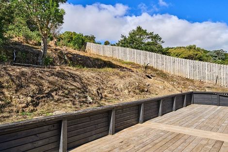 Photo of property in 198 Sievers Grove, Cannons Creek, Porirua, 5024