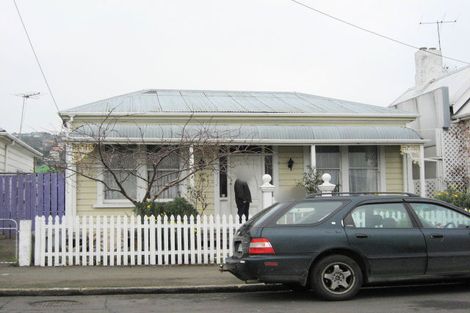 Photo of property in 21 Helena Street, Forbury, Dunedin, 9012