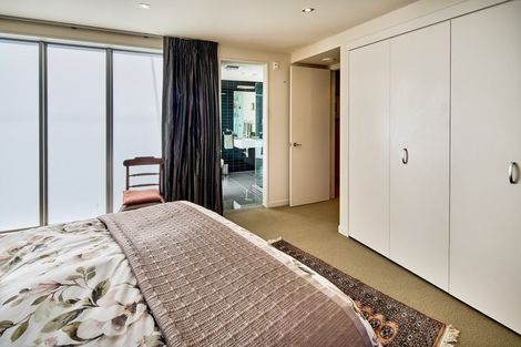 Photo of property in Portal Apartments, 7d/42 Cable Street, Te Aro, Wellington, 6011