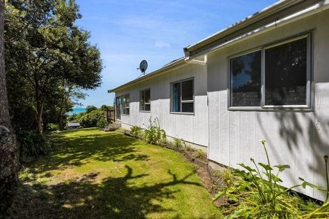 Photo of property in 20 Onaero Beach Road, Onaero, Waitara, 4383