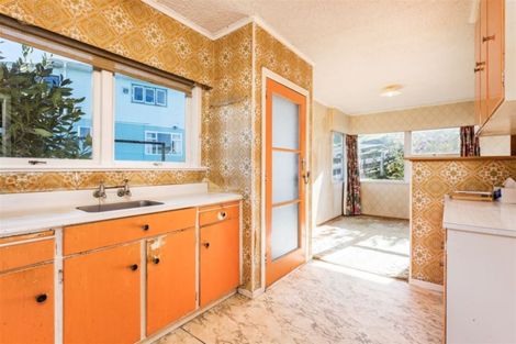 Photo of property in 15 Camelot Place, Glenfield, Auckland, 0629