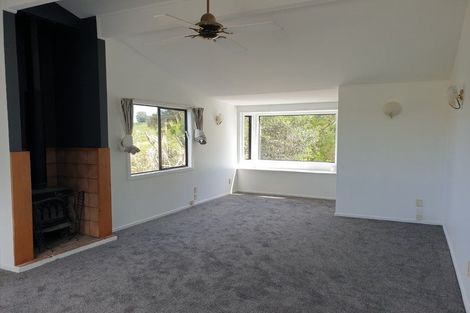 Photo of property in 2045 East Coast Road, Stillwater, Silverdale, 0993