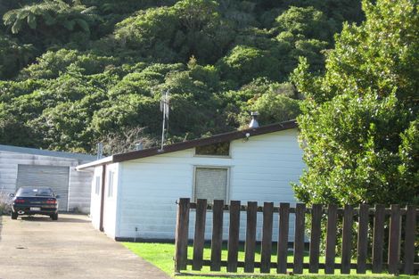 Photo of property in 71 Gillespies Road, Birchville, Upper Hutt, 5018