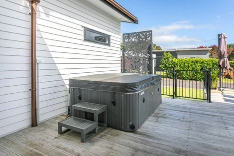 Photo of property in 1 Kingfisher Way, Whiritoa, Whangamata, 3691