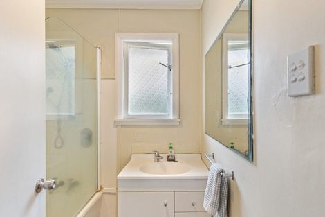 Photo of property in 23a Thames Street, Welbourn, New Plymouth, 4310