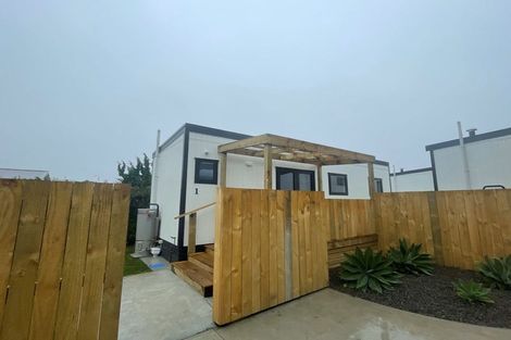 Photo of property in 15 Paritutu Road, Spotswood, New Plymouth, 4310