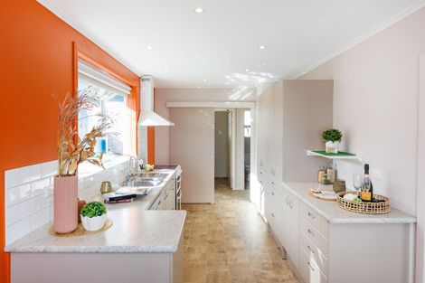 Photo of property in 19 Piper Place, Roslyn, Palmerston North, 4414