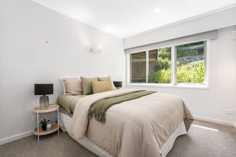 Photo of property in 40 Seaview Road, Paremata, Porirua, 5024