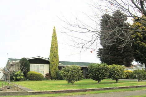 Photo of property in 6 Upham Crescent, Taradale, Napier, 4112