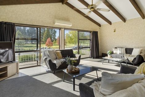 Photo of property in 66 Neplusultra Street, Cromwell, 9310