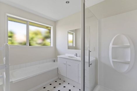 Photo of property in 22 Hilton Place, Blenheim, 7201