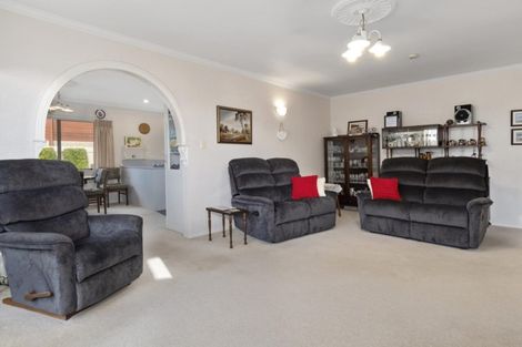 Photo of property in 17 Lotus Avenue, Mount Maunganui, 3116