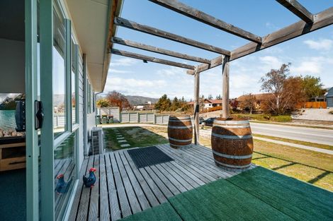 Photo of property in 3 Waenga Drive, Cromwell, 9310