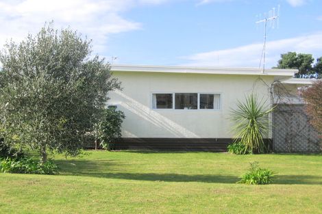 Photo of property in 100 Sylvia Road, Whangamata, 3620