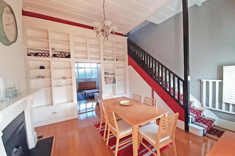 Photo of property in 2/24 Church Street, Devonport, Auckland, 0624