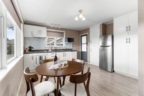 Photo of property in 16 Basley Road, Owhata, Rotorua, 3010