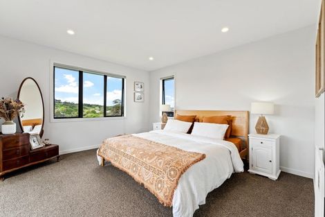 Photo of property in 4 Penney Rise, Matakana, 0985