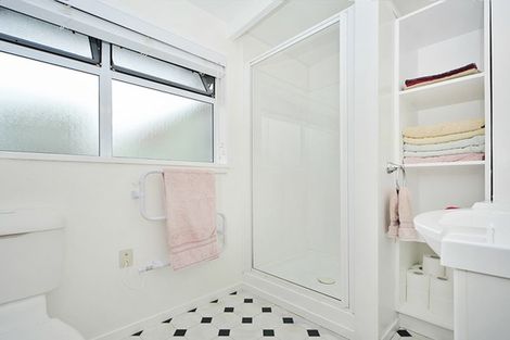 Photo of property in 3 Walnut Grove, Kelvin Grove, Palmerston North, 4414