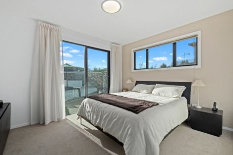 Photo of property in 5 Valley Crescent, Wanaka, 9305