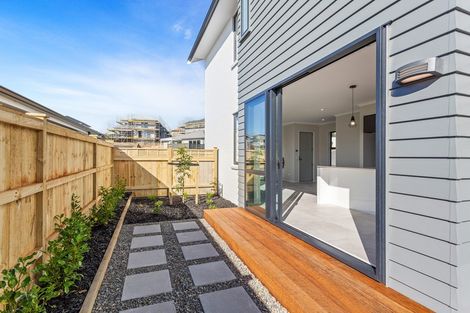 Photo of property in 22 Kuku Avenue, Red Beach, 0932