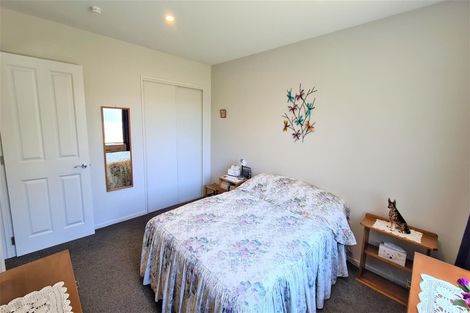 Photo of property in 120a Avondale Road, Avondale, Christchurch, 8061