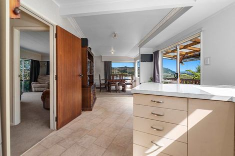 Photo of property in 53 Grand Vue Road, Kawaha Point, Rotorua, 3010