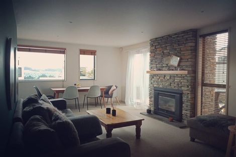 Photo of property in 6 Bunker Way, Strathmore Park, Wellington, 6022