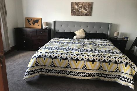 Photo of property in 35 Frederick Street, Terrace End, Palmerston North, 4410