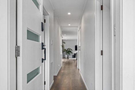 Photo of property in 11 Brennan Avenue, Te Atatu Peninsula, Auckland, 0610