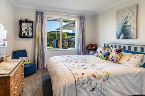 Photo of property in 10 Harold Place, Stoke, Nelson, 7011