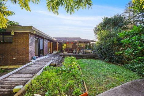 Photo of property in 42 Murvale Drive, Bucklands Beach, Auckland, 2014