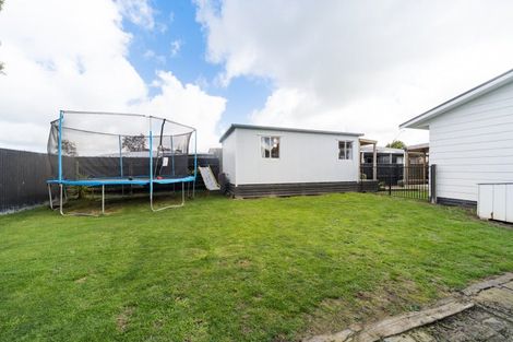 Photo of property in 124 Tremaine Avenue, Westbrook, Palmerston North, 4412