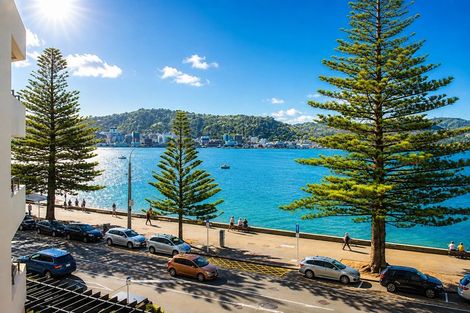 Photo of property in Sunhaven Flats, 262 Oriental Parade, Oriental Bay, Wellington, 6011