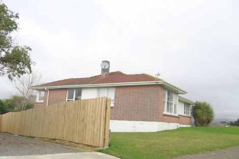 Photo of property in 19 Beauzami Crescent, Ascot Park, Porirua, 5024