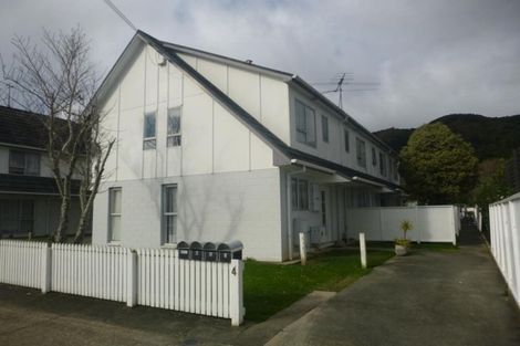 Photo of property in 4d Flock Grove, Fairfield, Lower Hutt, 5011
