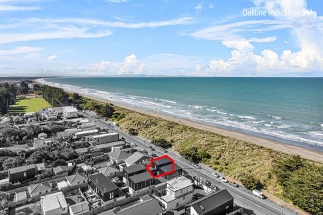 Photo of property in 163a Marine Parade, New Brighton, Christchurch, 8083