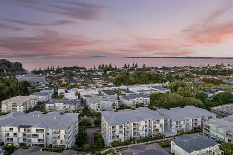 Photo of property in 195 Hibiscus Drive, Orewa, 0931