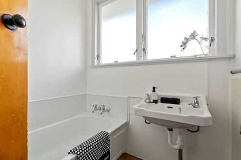 Photo of property in 70-72 Waihemo Street, Waitangirua, Porirua, 5024