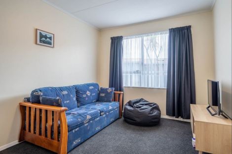 Photo of property in 14 Hollis Road, Paraparaumu Beach, Paraparaumu, 5032