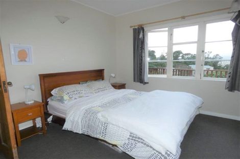 Photo of property in 43 Homebush Road, Khandallah, Wellington, 6035