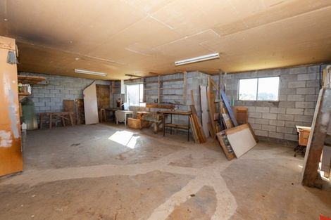 Photo of property in 21 Main Road, Redcliffs, Christchurch, 8081