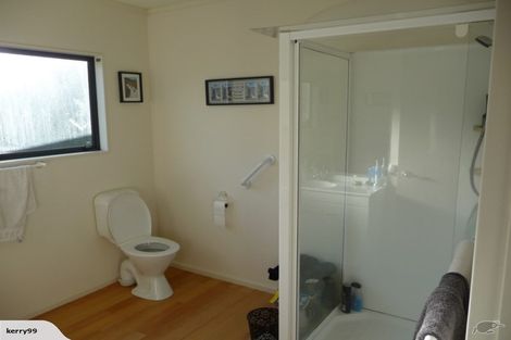 Photo of property in 50 Navigation Drive, Whitby, Porirua, 5024