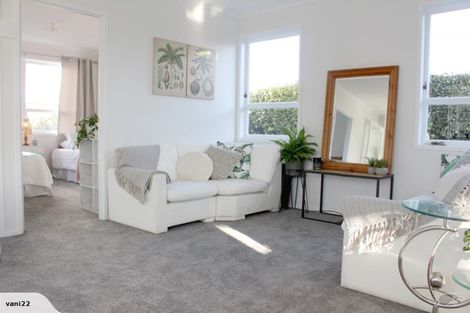 Photo of property in 37a Hatton Road, Orewa, 0931