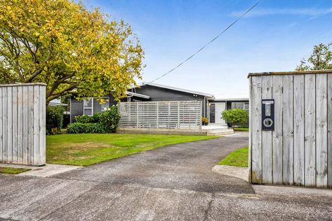 Photo of property in 15 Davidson Street, Hawera, 4610