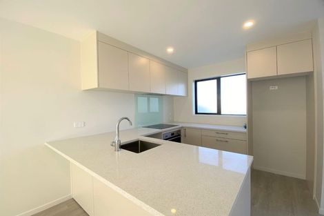 Photo of property in 2/23 View Road, Papakura, 2110