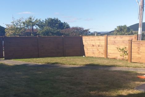 Photo of property in 9 Woodstock Terrace, Tawa, Wellington, 5028