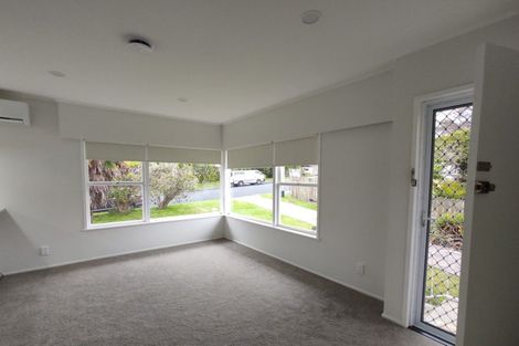 Photo of property in 1/14 Lynn Road, Bayview, Auckland, 0629